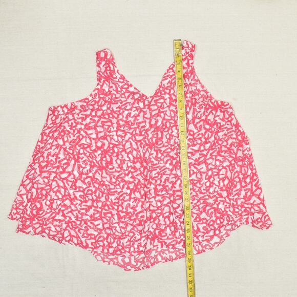 Lane Bryant Women Blouse Top V Neck Geometric Pink Plus Size 22 Polyester - Picture 5 of 8